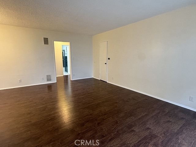 612 N Hayworth Avenue - Photo 0