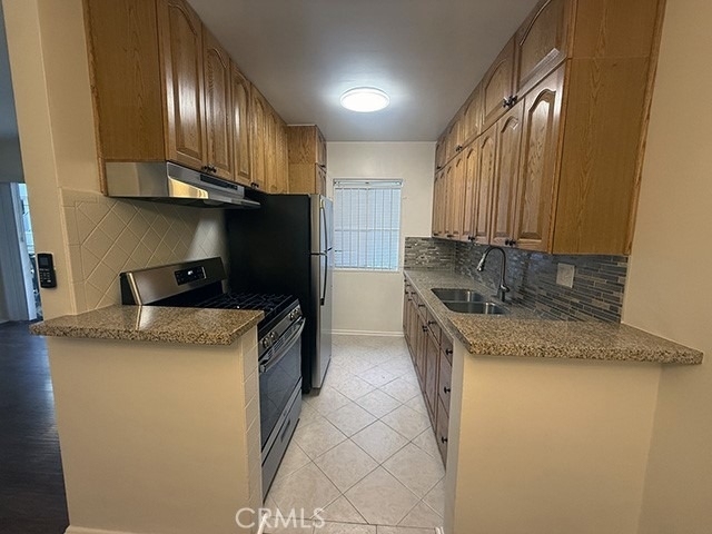 612 N Hayworth Avenue - Photo 3