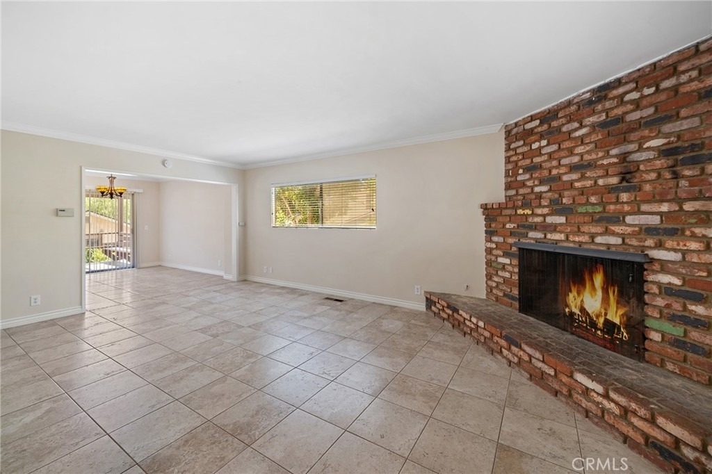21816 Providencia Street - Photo 10