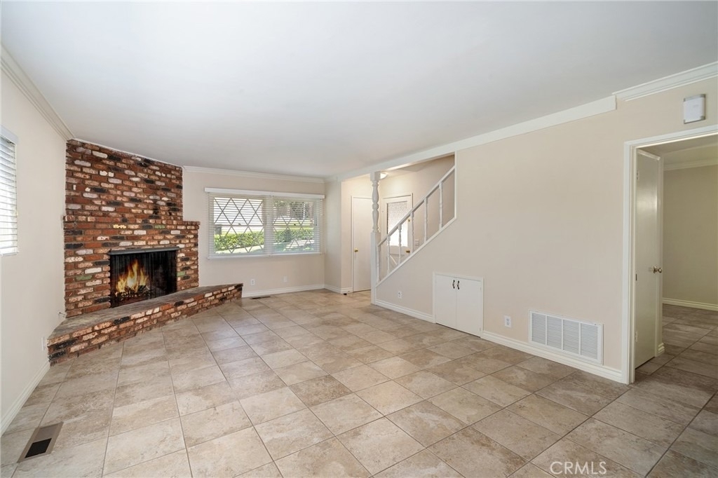 21816 Providencia Street - Photo 11