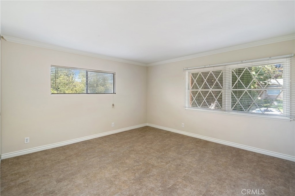 21816 Providencia Street - Photo 34
