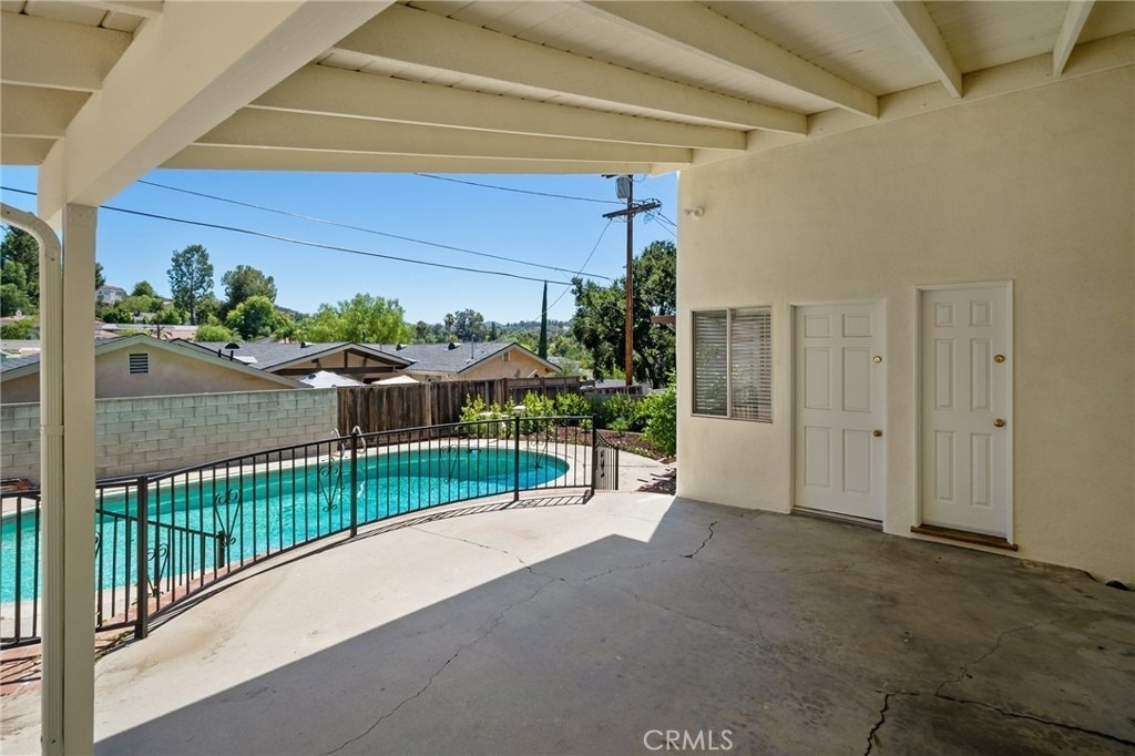 21816 Providencia Street - Photo 24