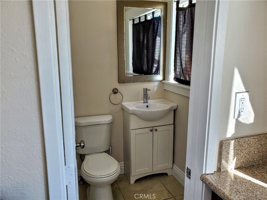 1209 East Central Avenue - Photo 7