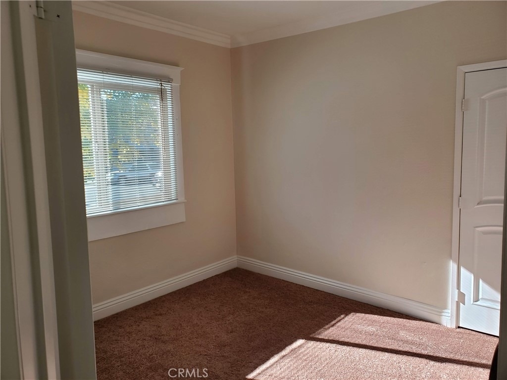 1209 East Central Avenue - Photo 9