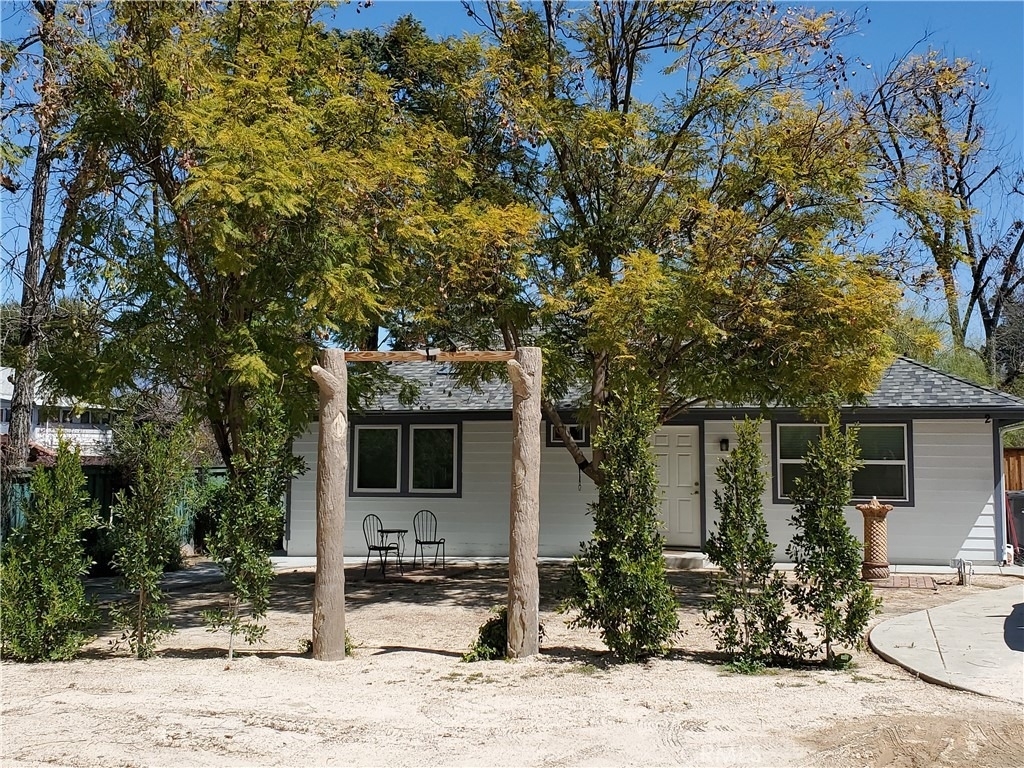 634 West Highland Avenue - Photo 1
