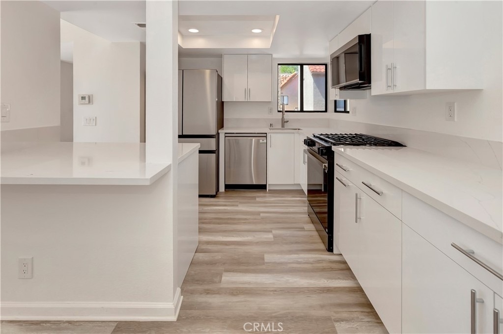 28181 Sorrento - Photo 4