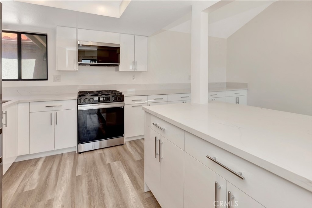 28181 Sorrento - Photo 0