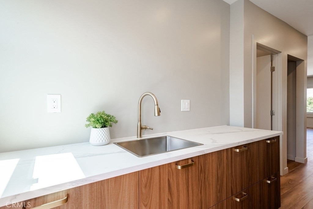 10 Esperanza Avenue - Photo 11
