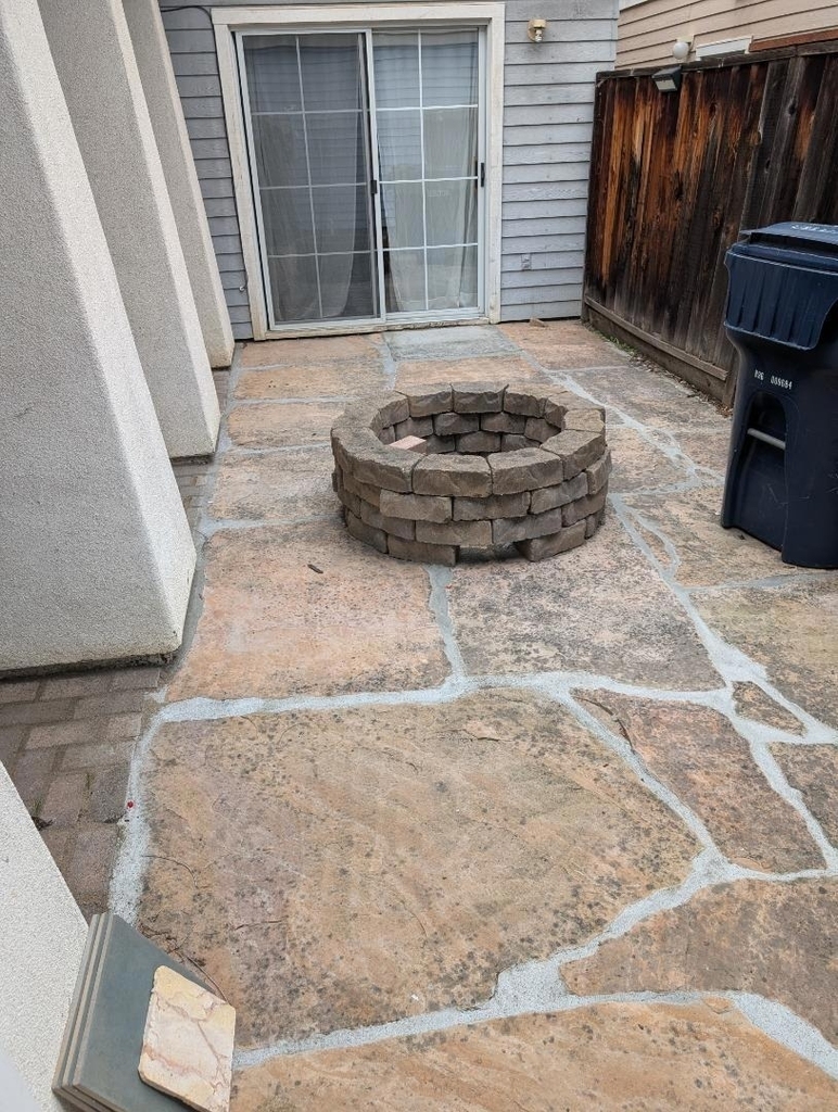 833 N San Antonio Road - Photo 0