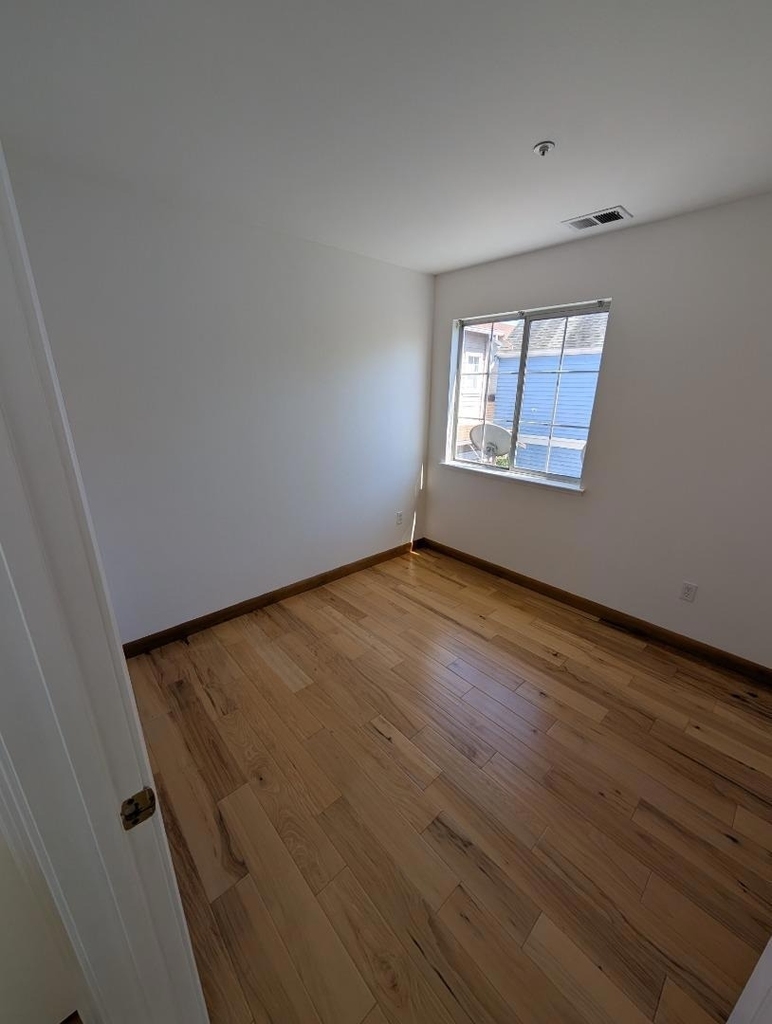 833 N San Antonio Road - Photo 32