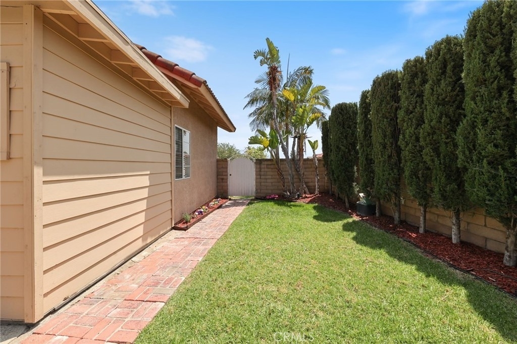 23205 Azela Circle - Photo 40