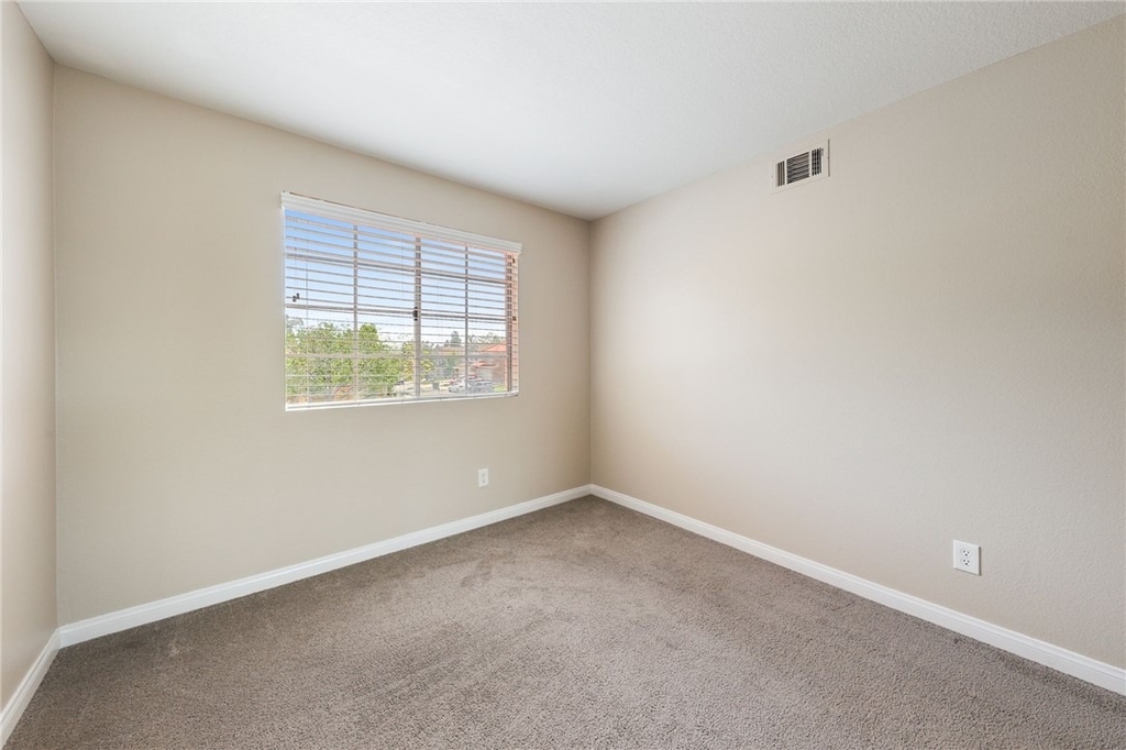 23205 Azela Circle - Photo 28