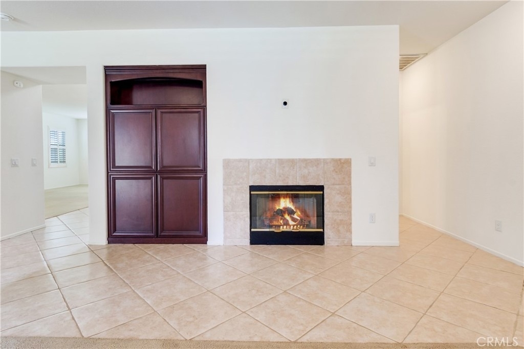 9140 Village Way - Photo 7