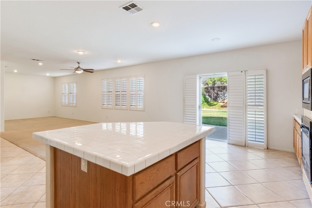 9140 Village Way - Photo 8