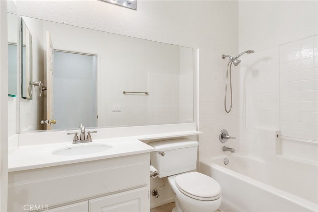 9140 Village Way - Photo 15
