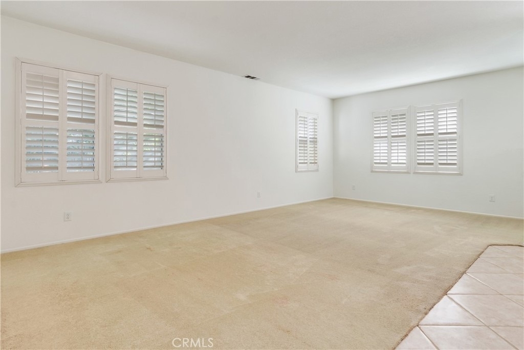 9140 Village Way - Photo 3