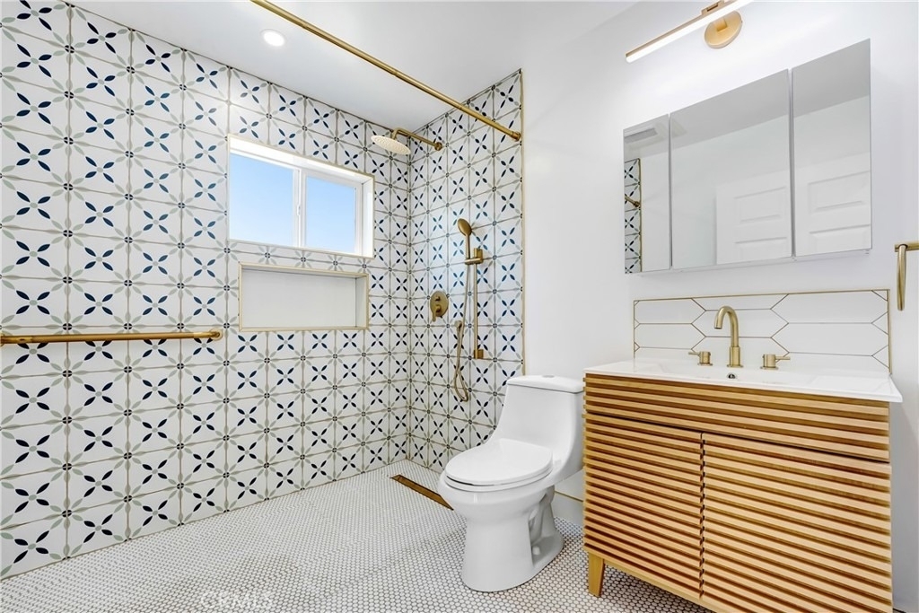 1146 West Blvd - Photo 6