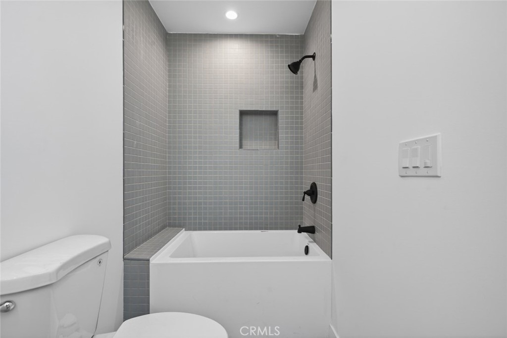 901 Micheltorena - Photo 28