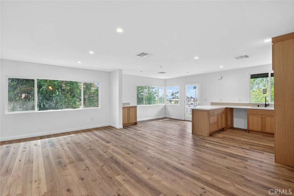 901 Micheltorena - Photo 16