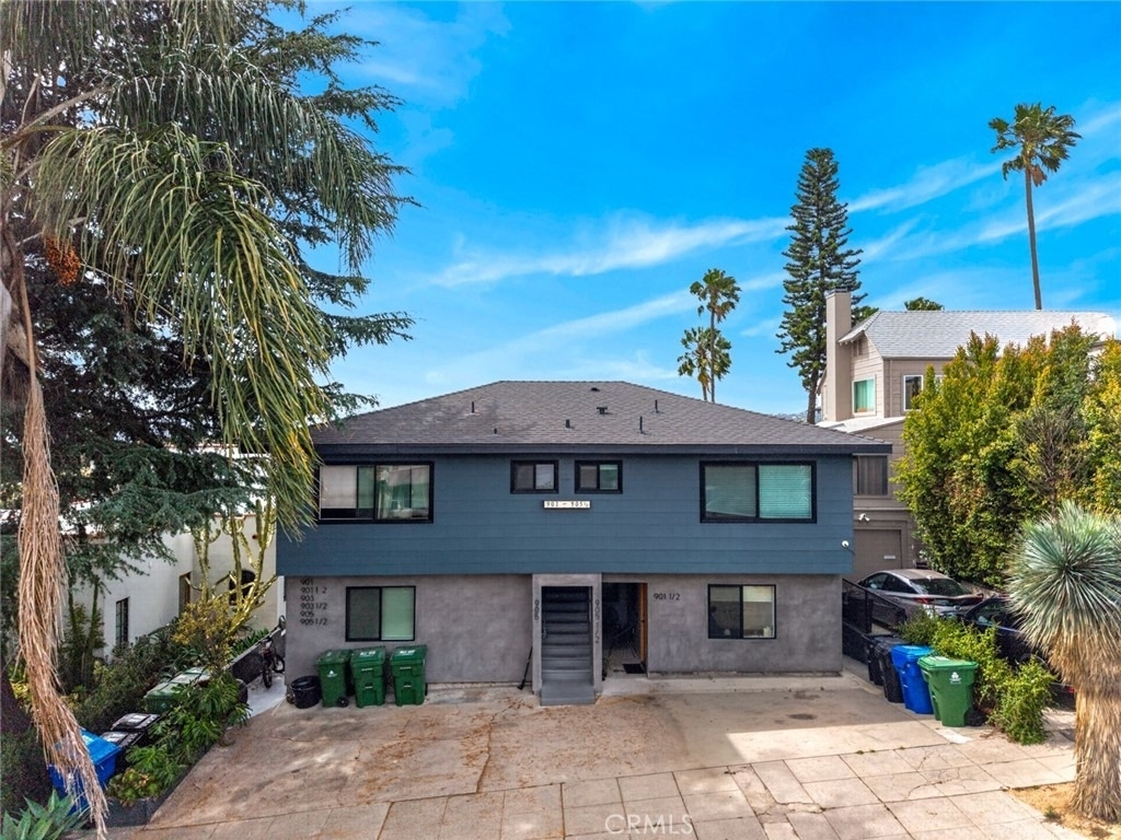 901 Micheltorena - Photo 1