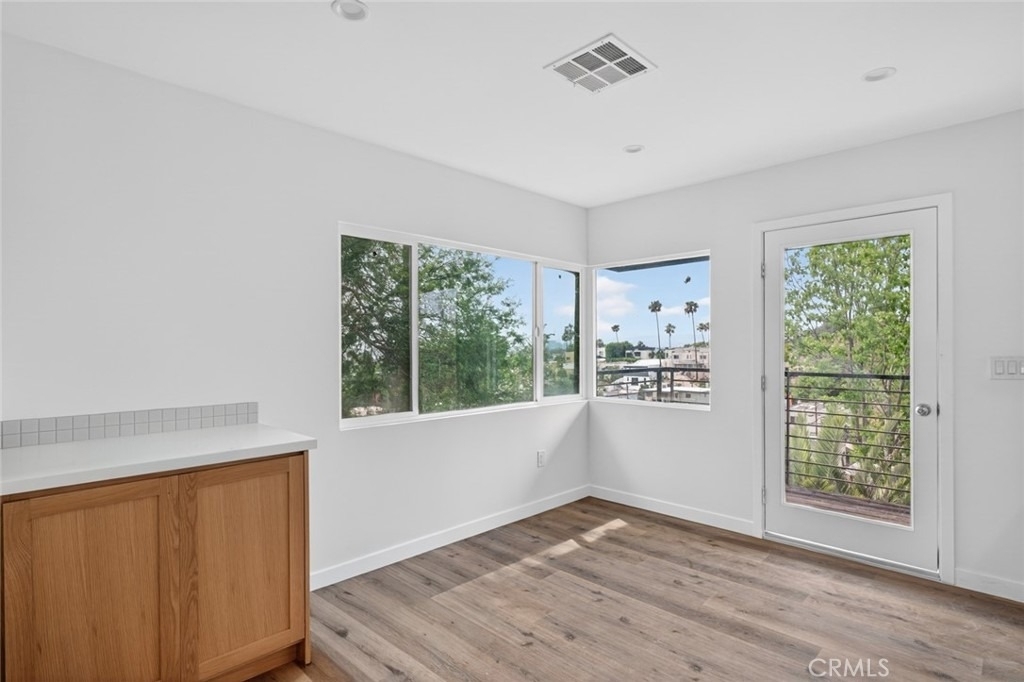 901 Micheltorena - Photo 12