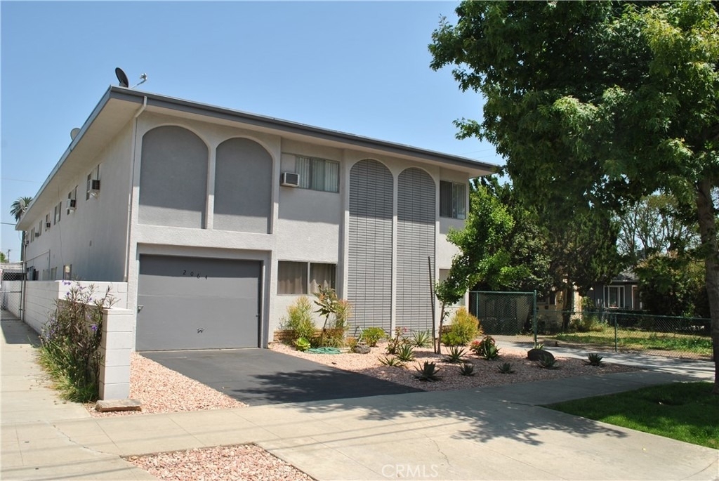 2064 Meridian - Photo 1