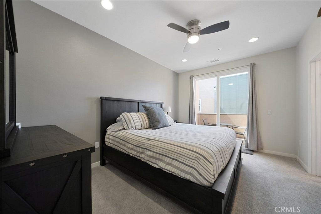 4963 Laurel Street - Photo 18