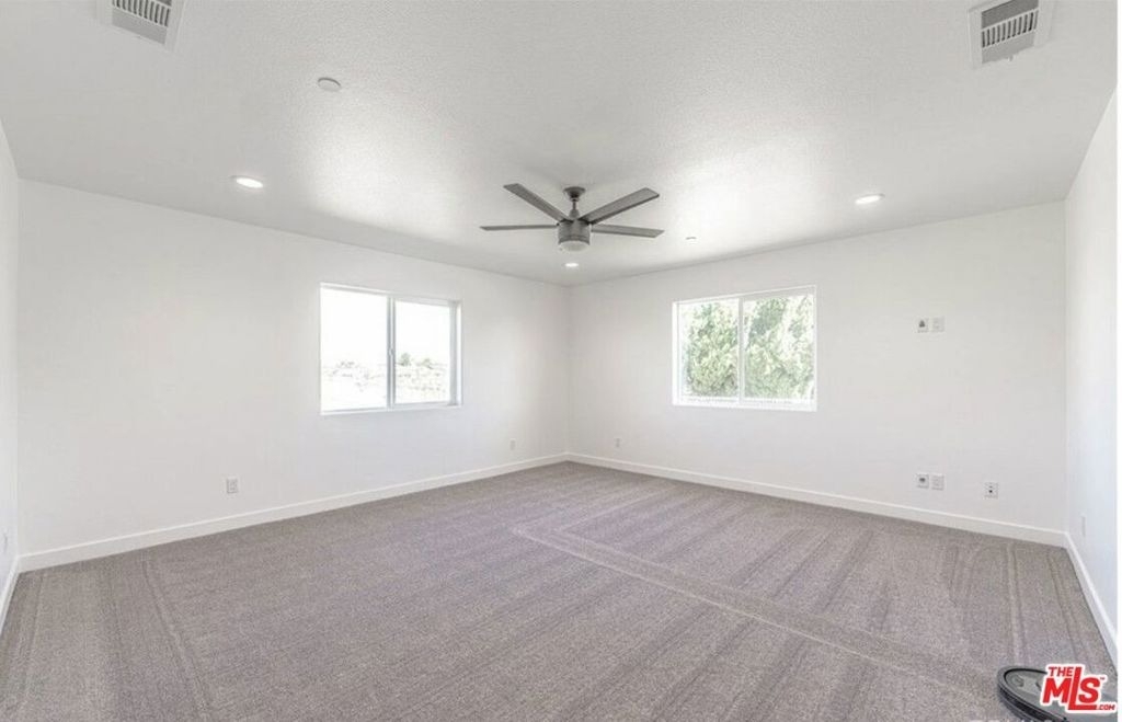 11548 11th Avenue - Photo 21
