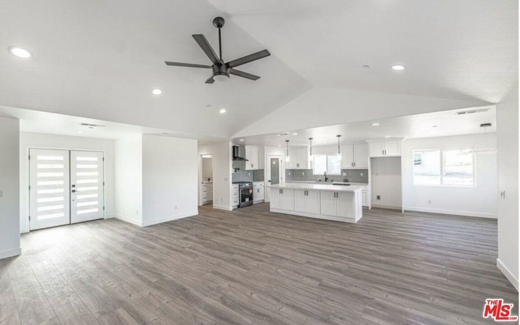 11548 11th Avenue - Photo 9