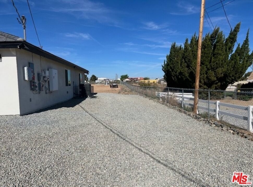 11548 11th Avenue - Photo 34