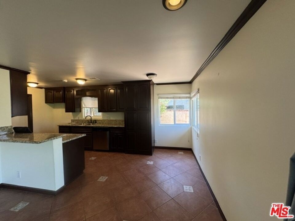 21963 Strawberry Lane - Photo 11