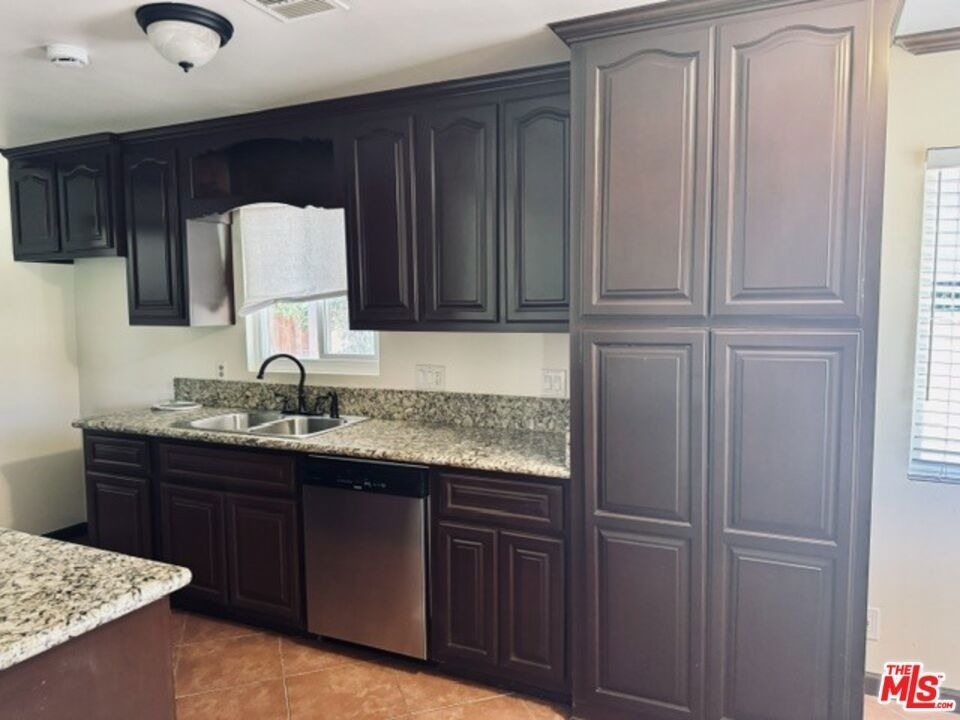 21963 Strawberry Lane - Photo 12