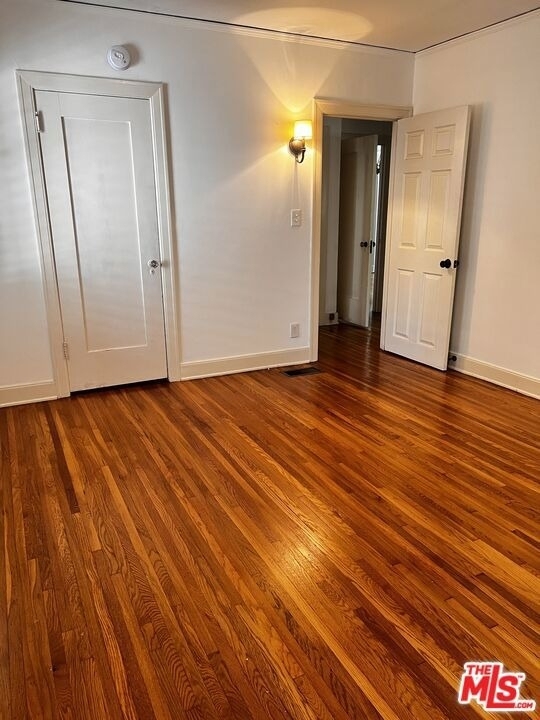 153 N Irving Boulevard - Photo 4