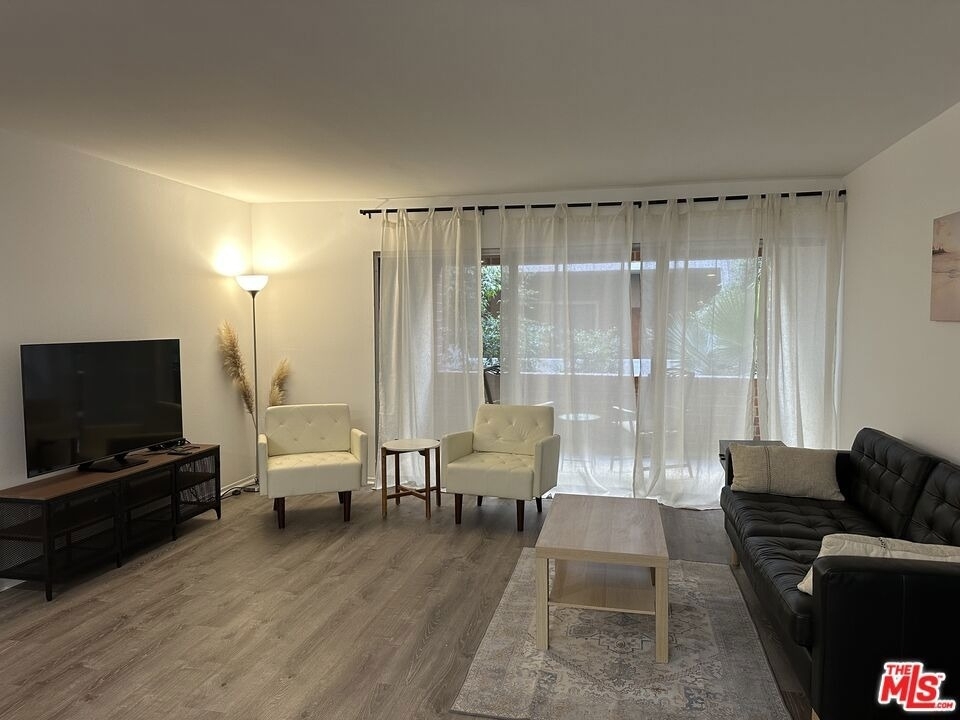 11750 W Sunset Boulevard - Photo 0