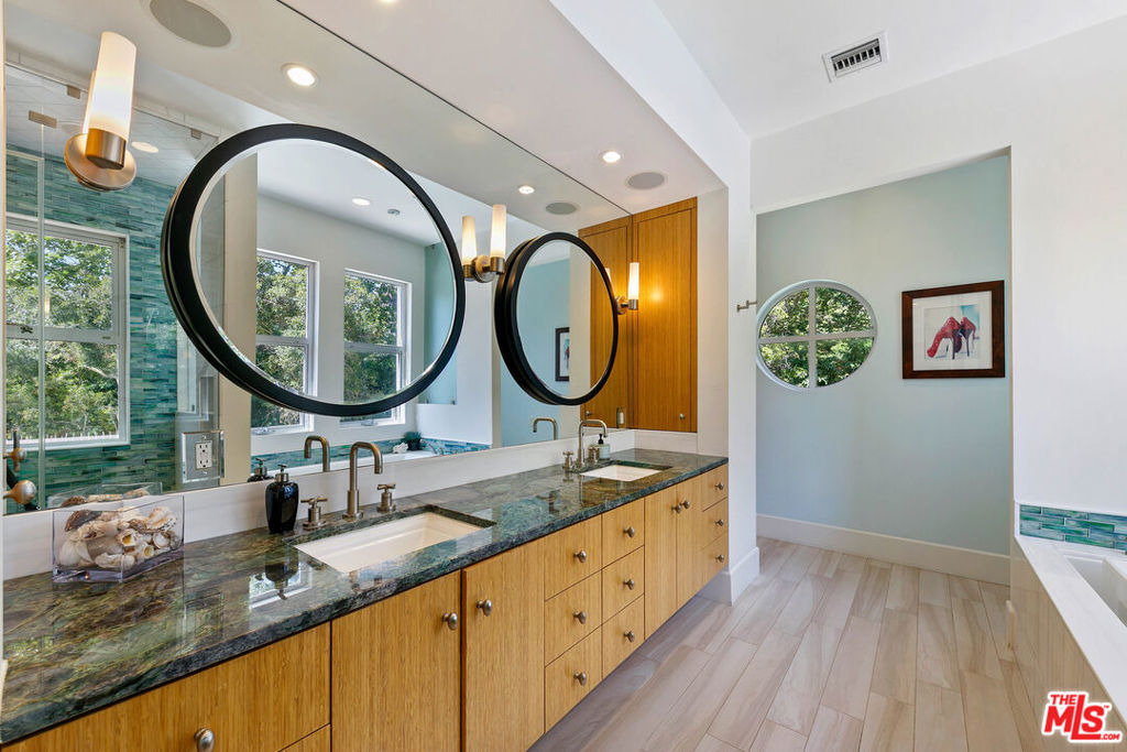 6314 Sycamore Meadows Drive - Photo 32