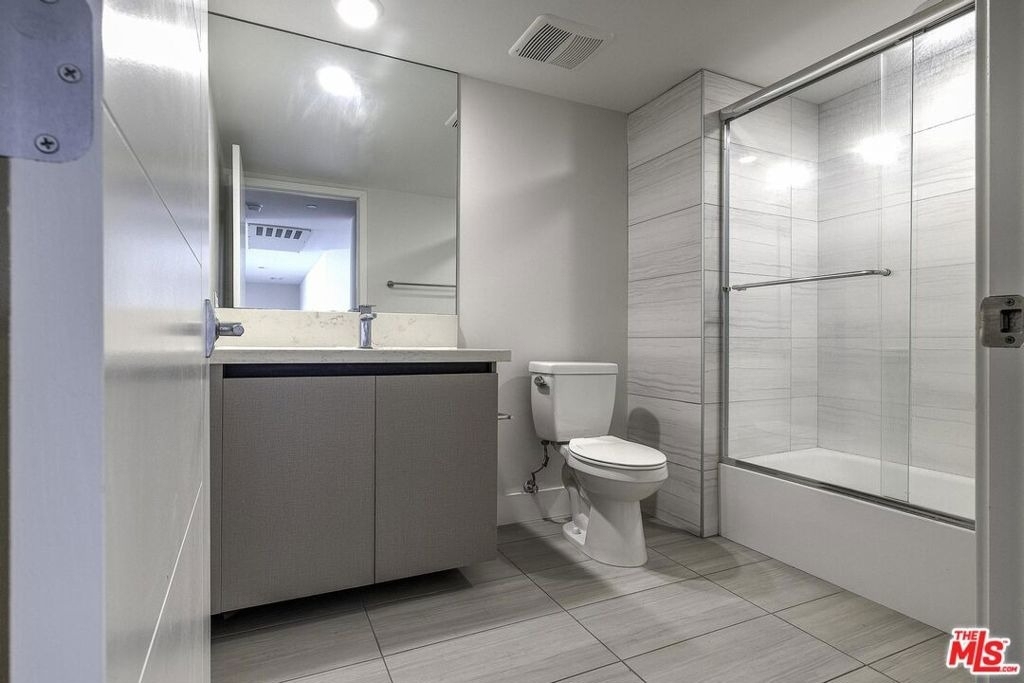 5030 Rosewood Avenue - Photo 13