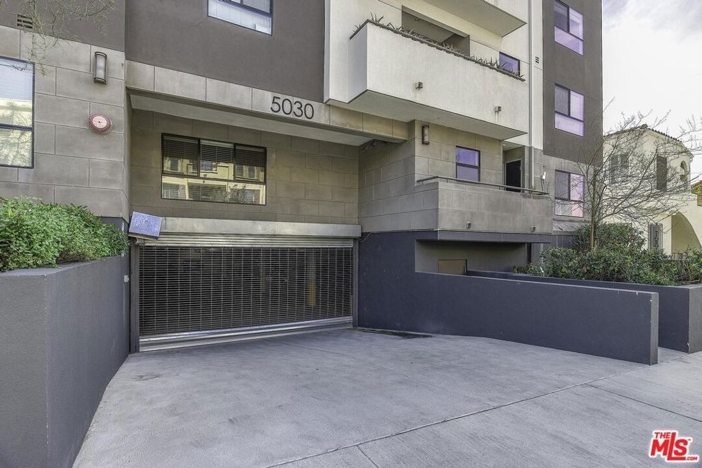 5030 Rosewood Avenue - Photo 21
