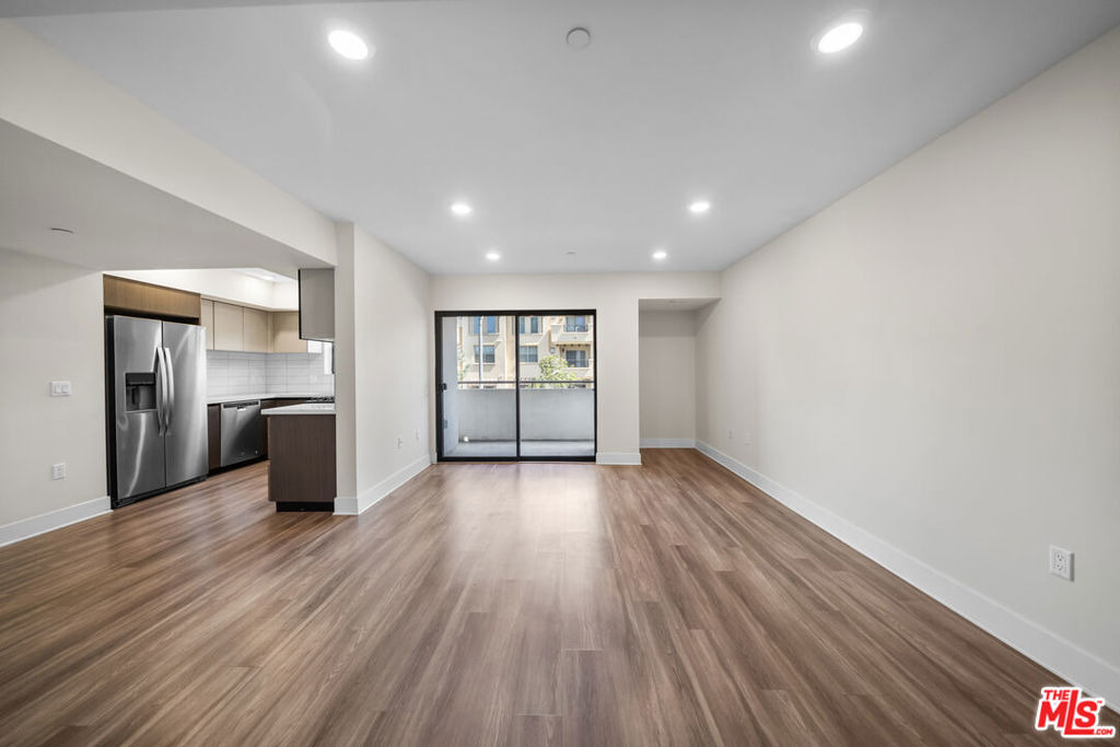 5030 Rosewood Avenue - Photo 7