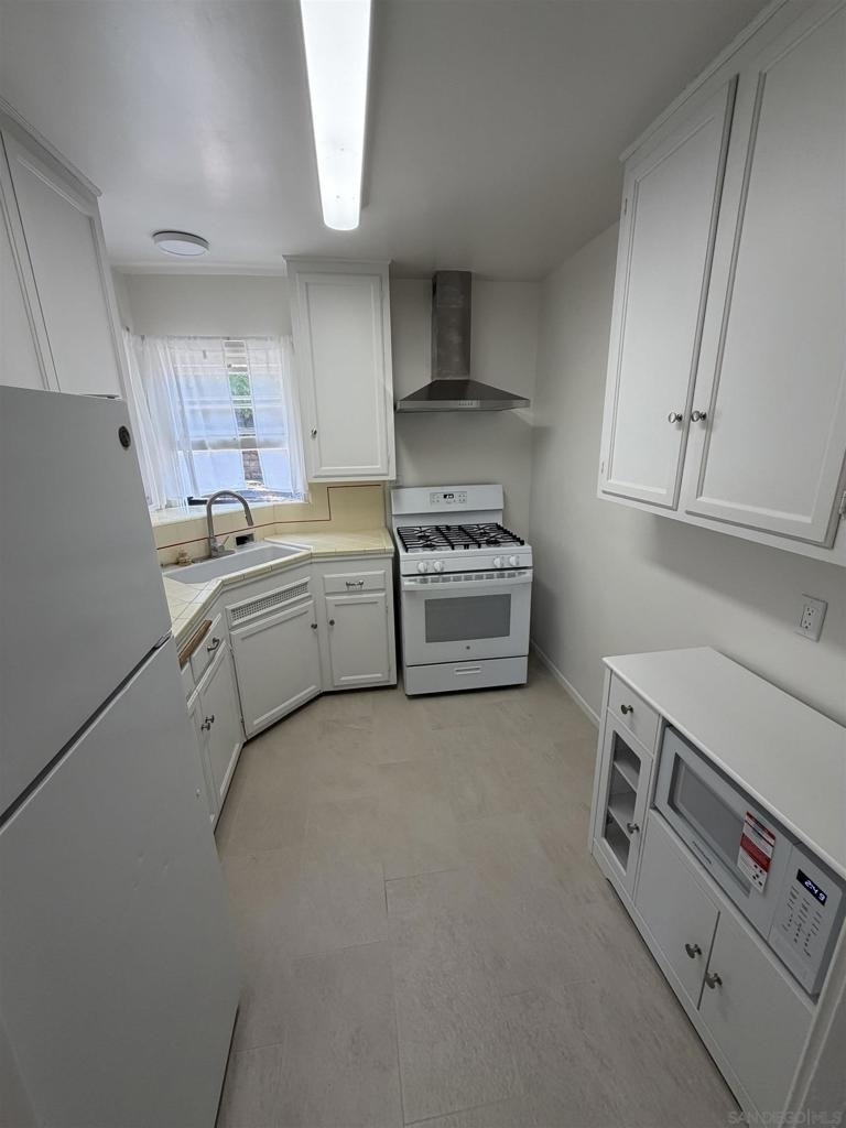 8016 Lemon - Photo 0