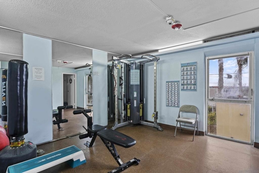 4944 Cass - Photo 31