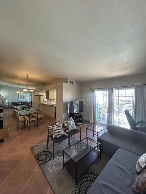 505 S Farrell Drive - Photo 3
