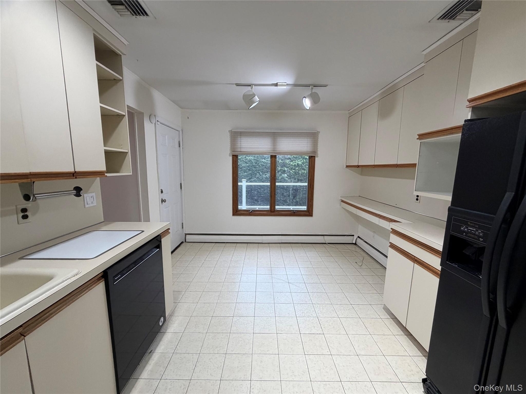 14 Glenn Drive - Photo 8