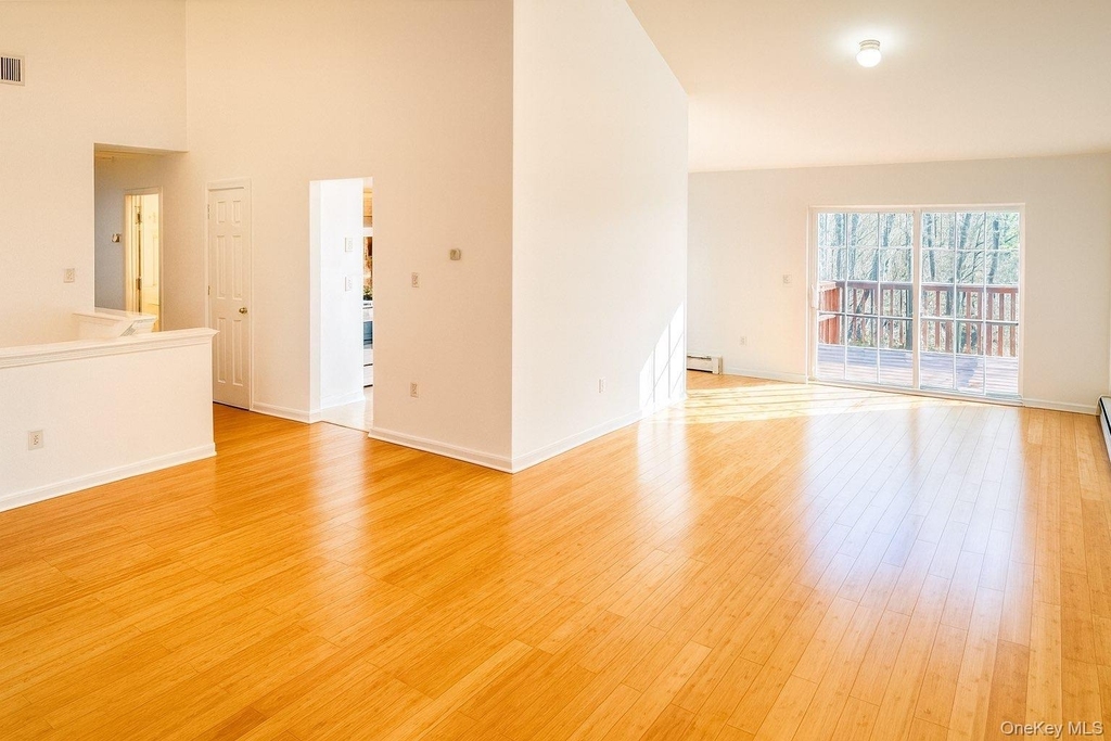 18 Penny Lane - Photo 3