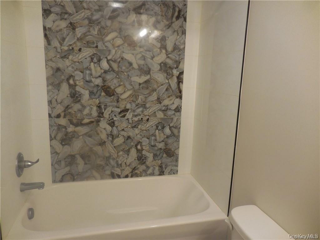 67 Main Street - Photo 13