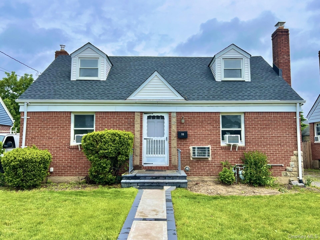 33 Cherry Lane - Photo 0