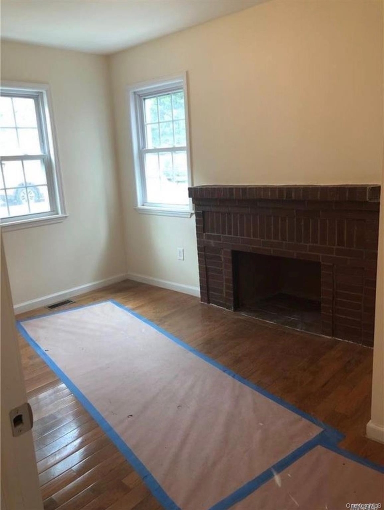 197-10 Foothill Avenue - Photo 2