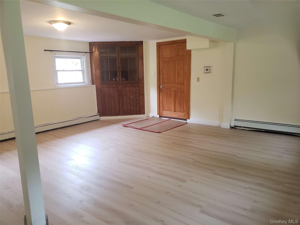 1446 Salt Point Turnpike - Photo 6