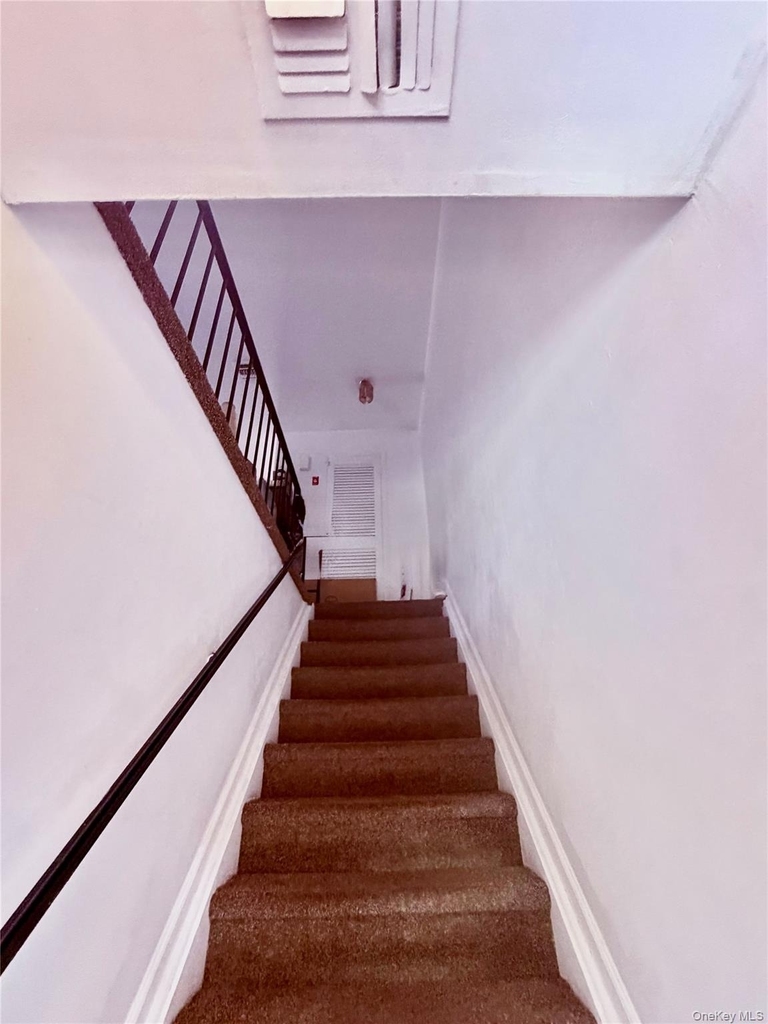 276 Temple Hill Road - Photo 11
