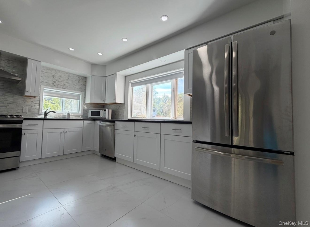 60 Medallion Road - Photo 16