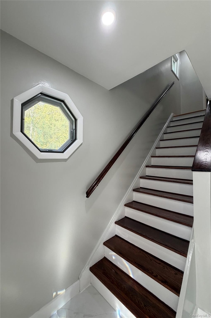 60 Medallion Road - Photo 10